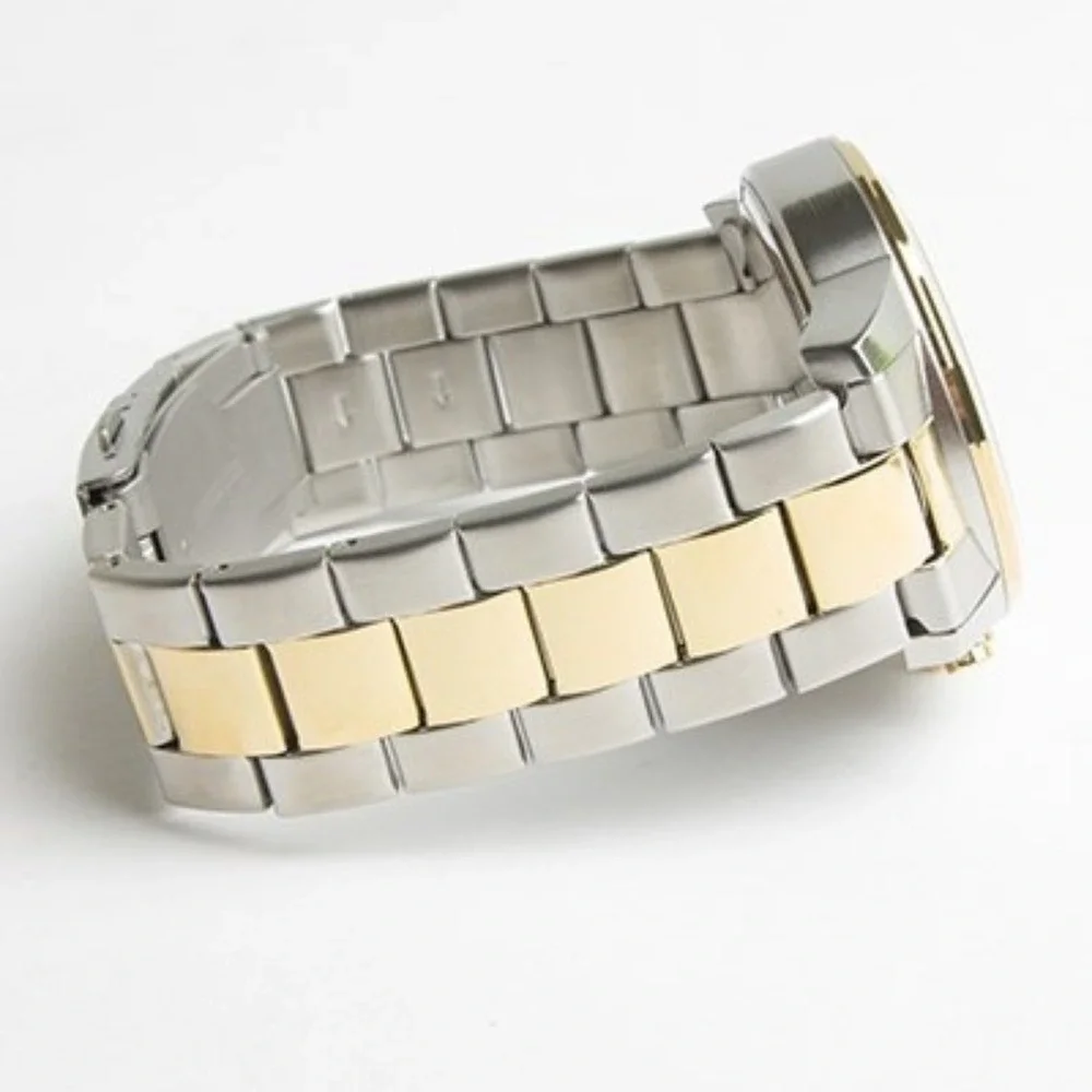 Guess Men Authentic Only Watch Silver Stainless Steel NWT